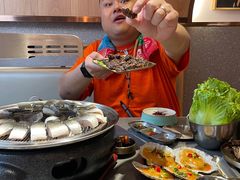 -围炉肉舍•炭烤活鳗•丹东海鲜烤肉(步行街店)