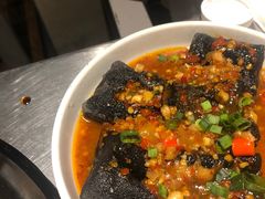 -龙巢盱眙龙虾·牛蛙·烧烤宵夜(八卦岭店)
