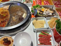 -李姑婆鲜切牛肉火锅自助(凤城二路店)