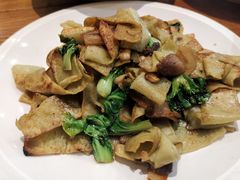 -黄泥岗·地道湖北菜(奥特莱斯店)