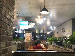 -老街烧烤(华中农业大学梧桐路步行街店)