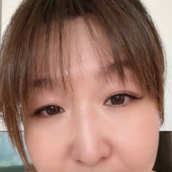 -漫画美甲美睫轻奢馆