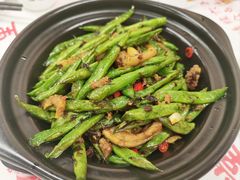 -堂瓦里·33年传统赣菜(第一街区店)