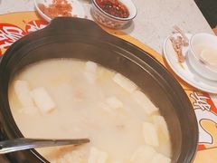 竹笙王猪肚鸡-顺德公广东猪肚鸡·煲仔饭(白石洲店)