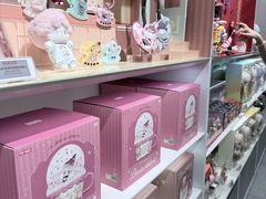 -泡泡玛特POPMART(上海环球港店)