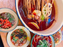-拈签一笑黄牛肉辣卤串串