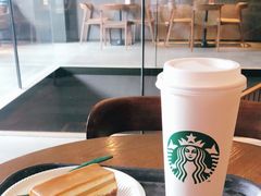 -星巴克(杭州湖滨银泰E区店)