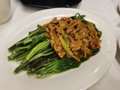 芥兰沙茶牛肉-廣味潮鲜·一品潮滋味(五道口店)