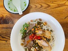 -牛八宝桂林米粉(八里庄店)