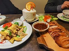 -大头虾越式风味餐厅(光明广场店)