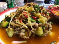 小南瓜烧奇猫儿-拈一筷子·宜宾江湖菜(十一街店)