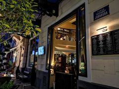 -Casa Nova