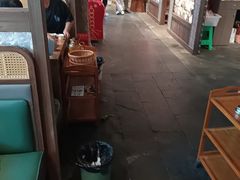 -老凯俚酸汤鱼(鸿通城店)
