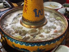 -毛辣果·贵州红酸汤牛肉火锅(西单店)