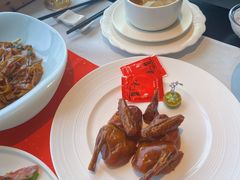 沙田玻璃乳鸽-馋遇江南·精致湖景雅宴(东方之门店)