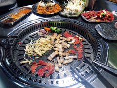 -马路牙子烧烤音乐酒馆(望京店)