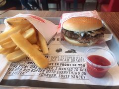 -FATBURGER 特富客汉堡(外交公寓店)