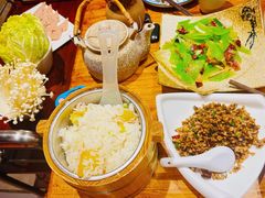 -滇香肴·云南菜蒸汽石锅鱼(云南北路店)