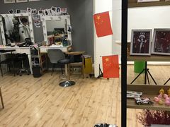 -花儿照相馆·最美证件照(红旗街万达店)