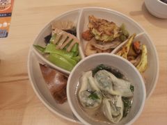 -素满香·全民食养自助(长宁龙之梦店)