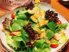 牛油果沙拉-炎蔵牛舌烤肉
