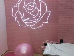 -Dior迪奥(上海世茂广场店)