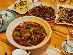 -六福烧烤酒馆(秦隆步行街店)