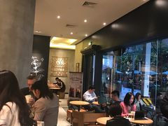 大堂-星巴克(港汇1号办公楼店)
