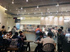 -喜茶(上海打浦桥日月光gelato lab+店)