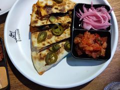 -Famous肥猫墨西哥音乐餐吧(五棵松华熙LIVE店)