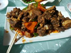 红烧牛排-伊阑泽大循化餐厅