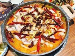 -山城外·非遗酸菜鱼(财富中心店)