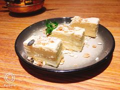 帕芙立-塔哈尔·新疆盛宴(城西银泰店)