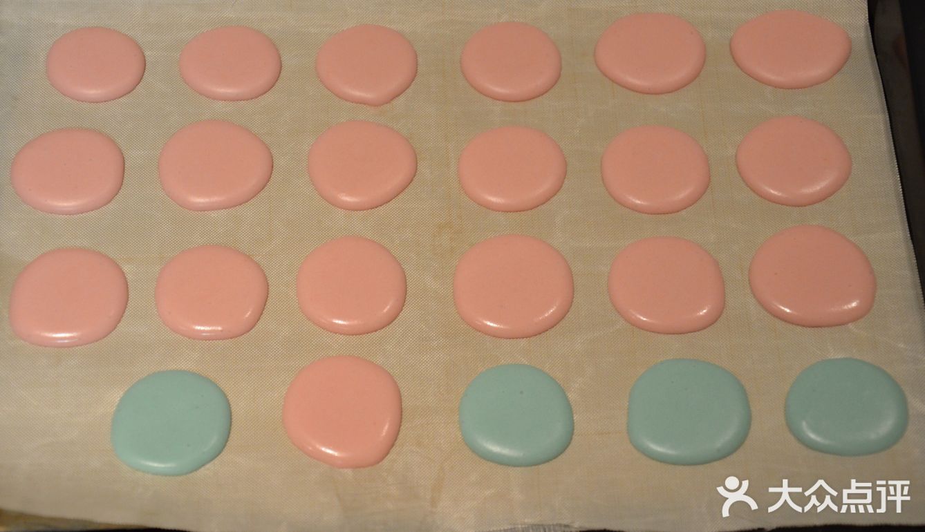 五彩缤纷的马卡龙,生活需要甜蜜感~🌈