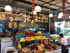 -大树下海鲜饭店