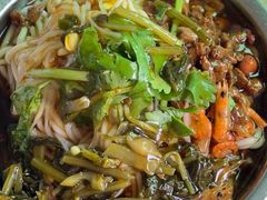 -灵山卢梅燕粉店