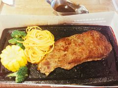 岩烤澳洲西冷牛排-必胜客(五道口店)