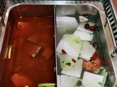 鸳鸯锅底-台北吴记老锅底麻辣火锅(蓝村路店)
