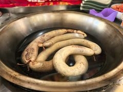 -老码头黑皮肘子锅包肉熏酱水饺(文政街店)