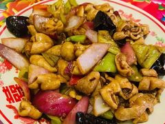 -闯关东东北农家菜(崂山石老人店)