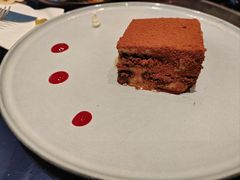 -LES ELITES 英集荟(南京西路店)