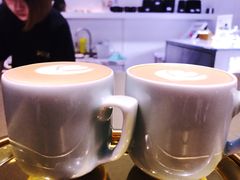 -UNI UNI(环亚凯瑟琳店)