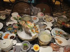 -半岛翡丽海鲜自助餐厅(观风亭店)