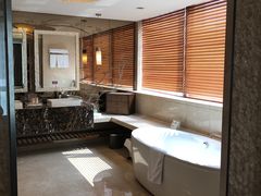 -北京朝阳悠唐皇冠假日酒店