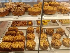 -好利来(上海长宁龙之梦店)