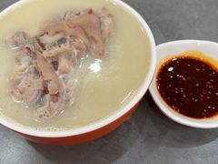 -彭记老妈蹄花(文化路店)