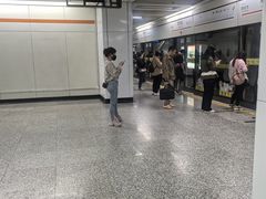 -常熟路(地铁站)