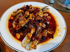 -赶海部落海鲜城(海阳路店)