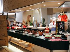 -亚龙湾希尔顿自助餐厅·海鲜·烧烤·沙滩BBQ·现场乐队