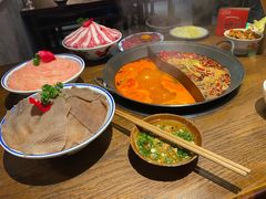 -萍姐火锅·公路夜市(武汉首店)